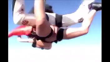 girls skydiving nude