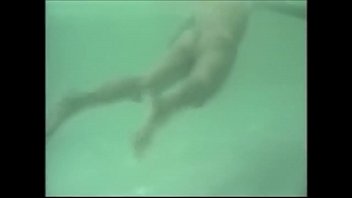 nude drowned women underwater