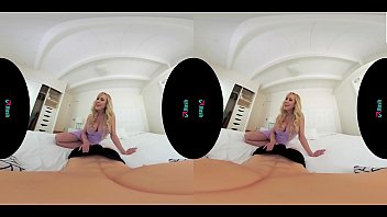 virtual reality brandi love