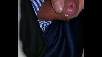 precum flying