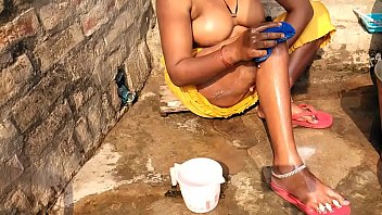 desi aunty bath mms