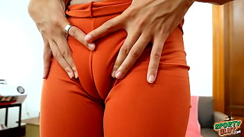 burps mounds cameltoe