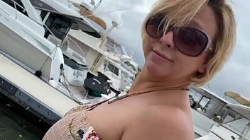 beach milf hunter