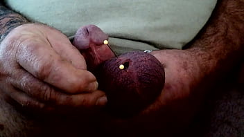 needle in testicles