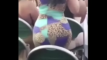 latina ass green dress