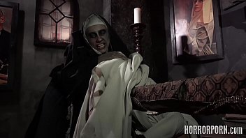 damned nun horrorporn