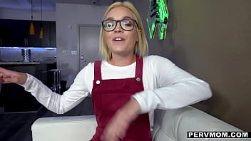 mom hd hot milf