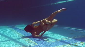 underwater heidi