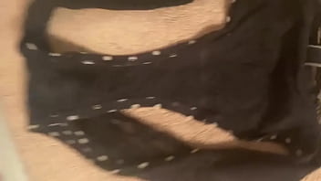 um on moms panties