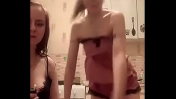 3 young lesbian girls