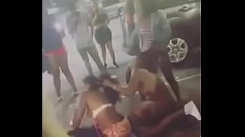 hick fight tits out