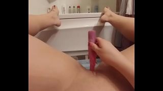 wife using spread pole