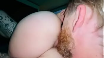 guy eating girls ass