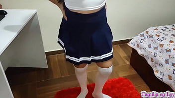 colegiala con laleche dentro