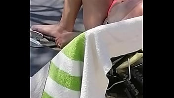 beach spy boobs