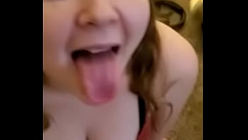 gf cums in mouth