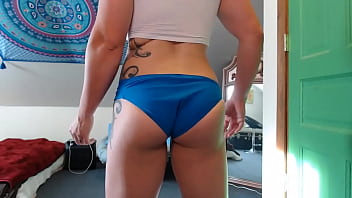 female bodybuilder dom