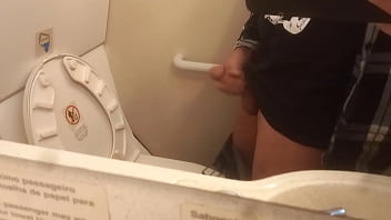 irl masturbating on airplane