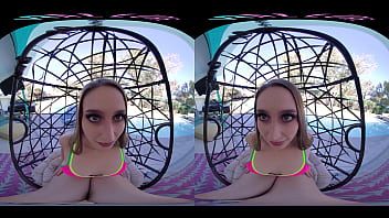 virtual reality blonde