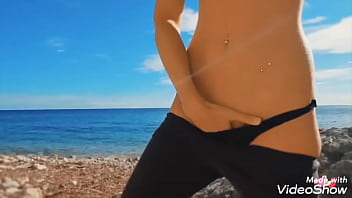 tits beach teen