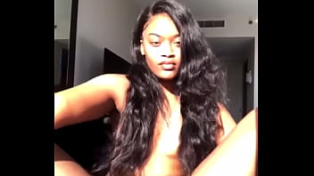 rihanna look alike solo