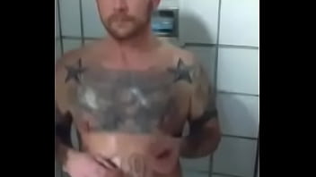 shower in prison