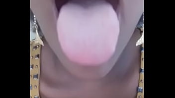 brazil girl poops mouth