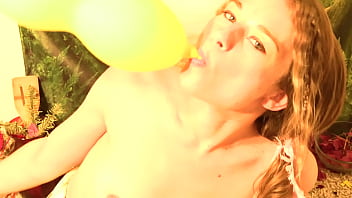 pussy shooting balloons