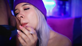 dounle blowjob while smoking