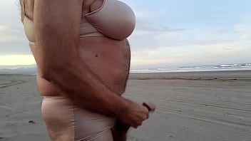 beach orgasm caught