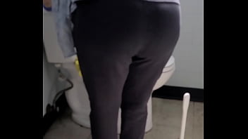 big butt bending over