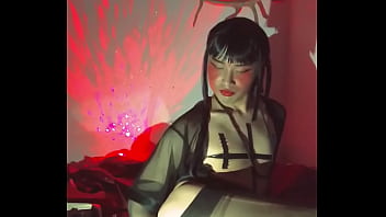 kinky nylon