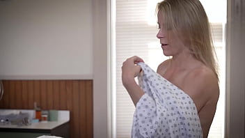 lesbian milf foot fetish