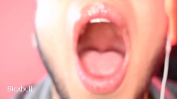 wide open mouth bdsm