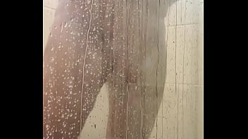 spy chubby shower