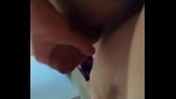 cumshot pull out