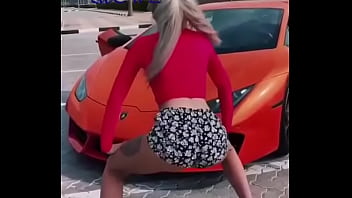 twerking on the street