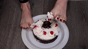 asmr cake