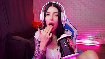 lick you poop