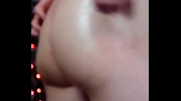 amateur woman masturbating