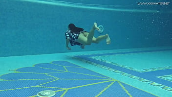 underwater babe swimming