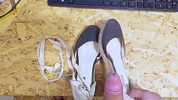 jerk helping shoes