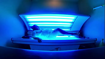 sexy tanning bed