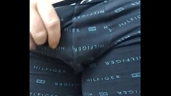 oaked pee masturbating