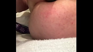 milf masturbation cucumber