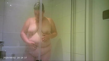 saggy boobs shower