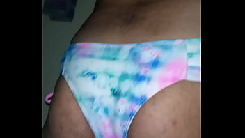 om shows panties