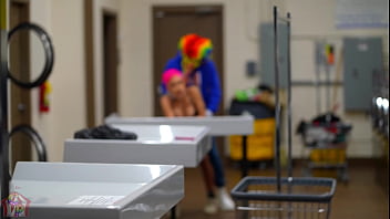 laundromat ebony