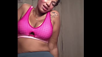 busty ebony squirt solo