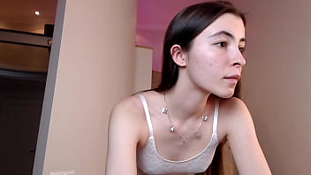 sexy skinny teen cam